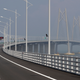 Illustration for article titled Drivers Will Have To Swap Sides Of The Road On This Chinese Bridge